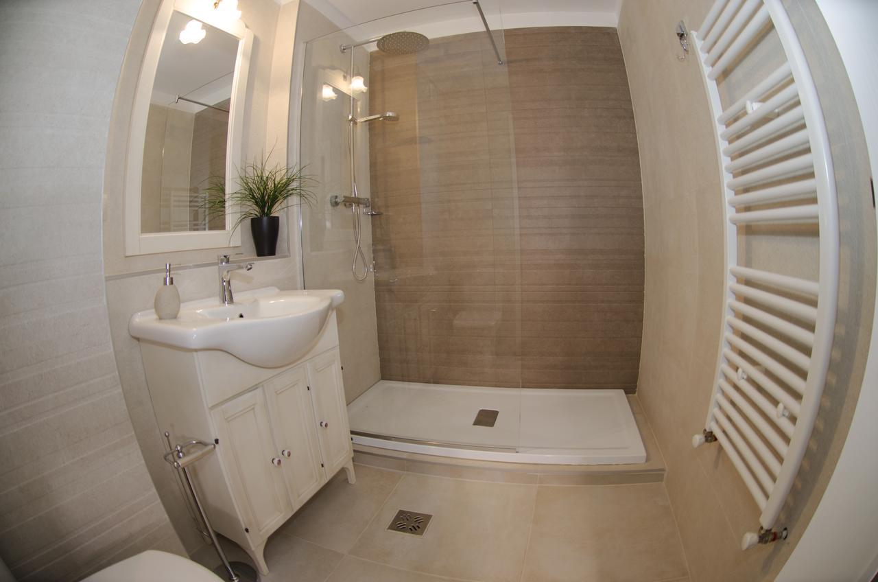 דירות קלוז'-נאפוקה Venus Luxury Studio מראה חיצוני תמונה